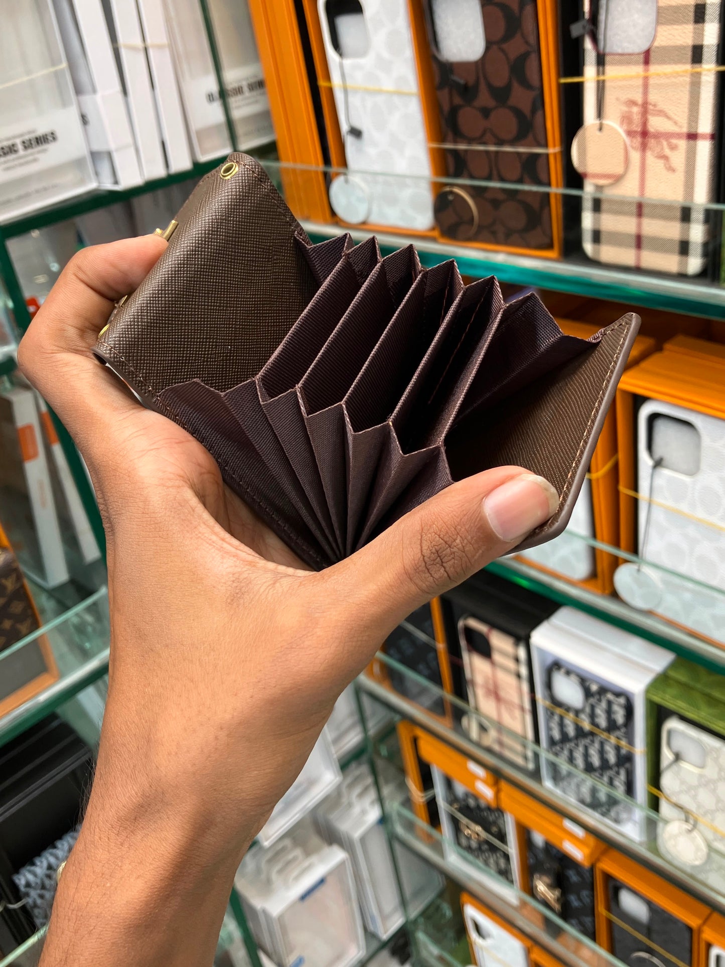 Luxury Branded Leather Slim Wallet - Premium Business Card Holder with Magnetic Closure
