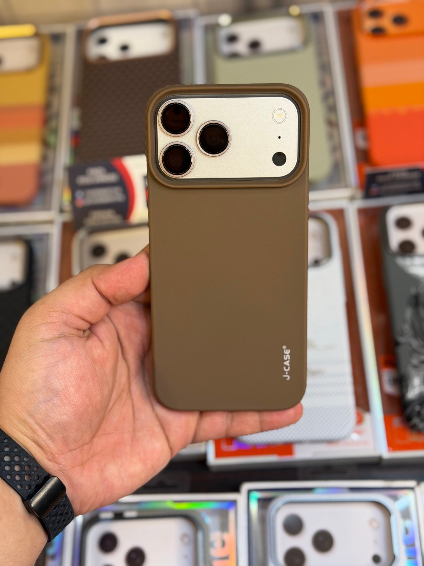 J-CASE SIDE CUT SOFT SILICONE CASE