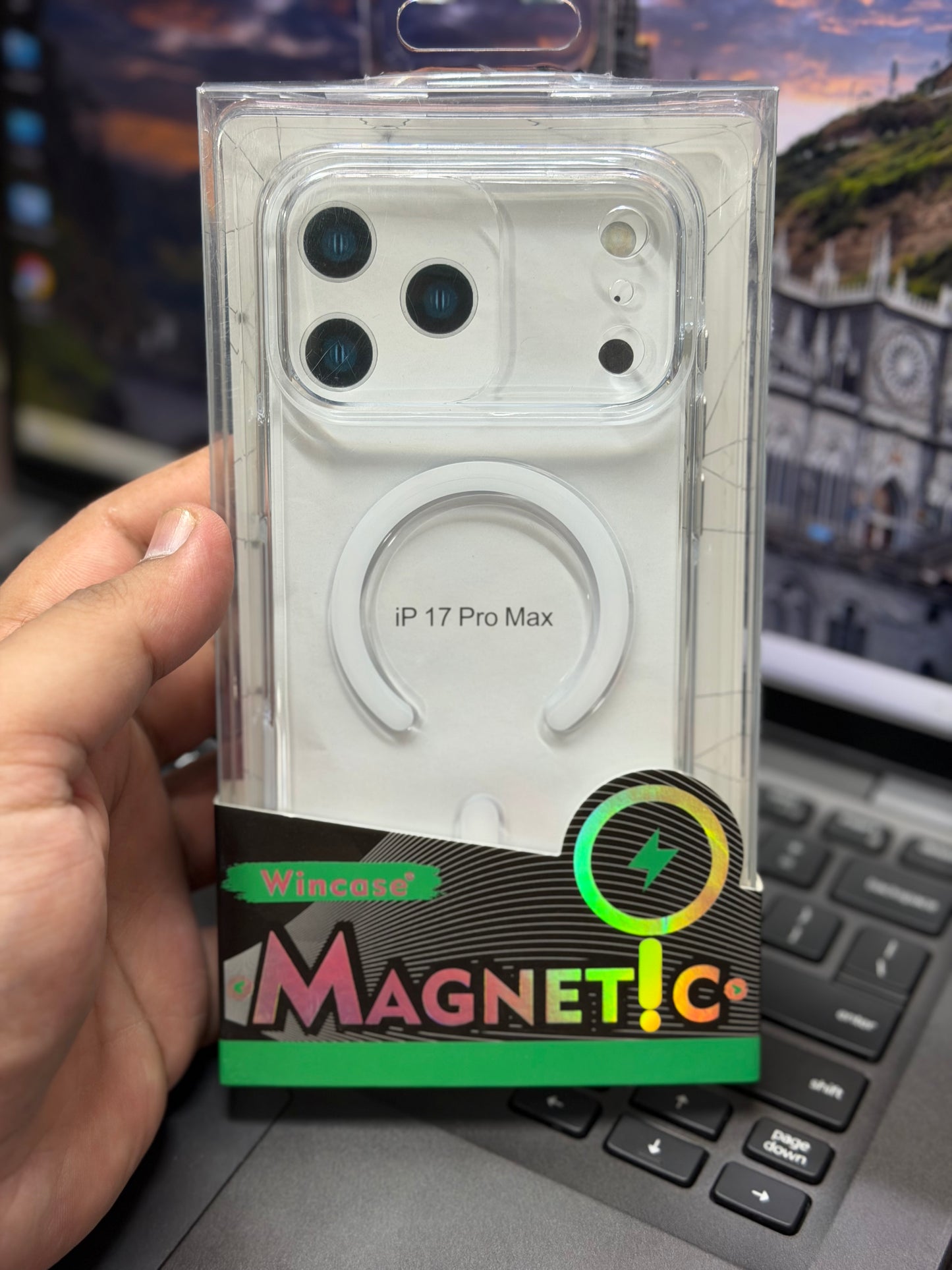 Non-Yellowing Clear MagSafe Case for 17 Series
