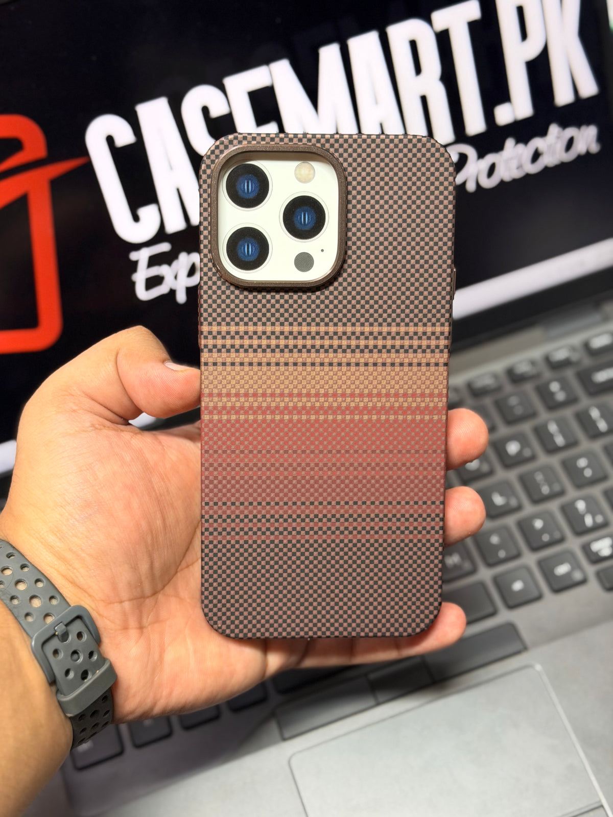 PITAKA SUNSET CARBON FIBRE KEVLAR CASE
