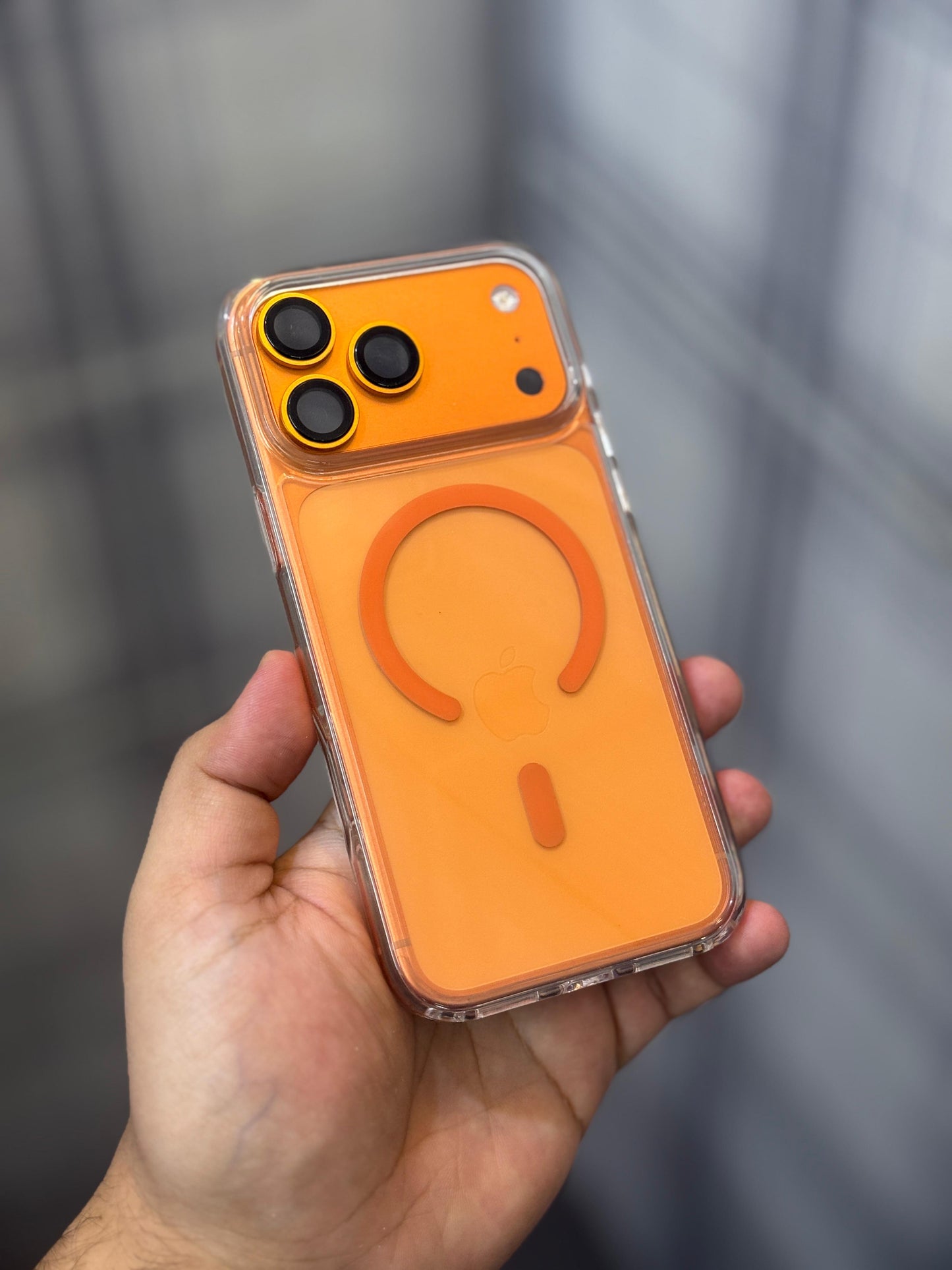 Spigen Clear Anti Yellow iPhone 17 series