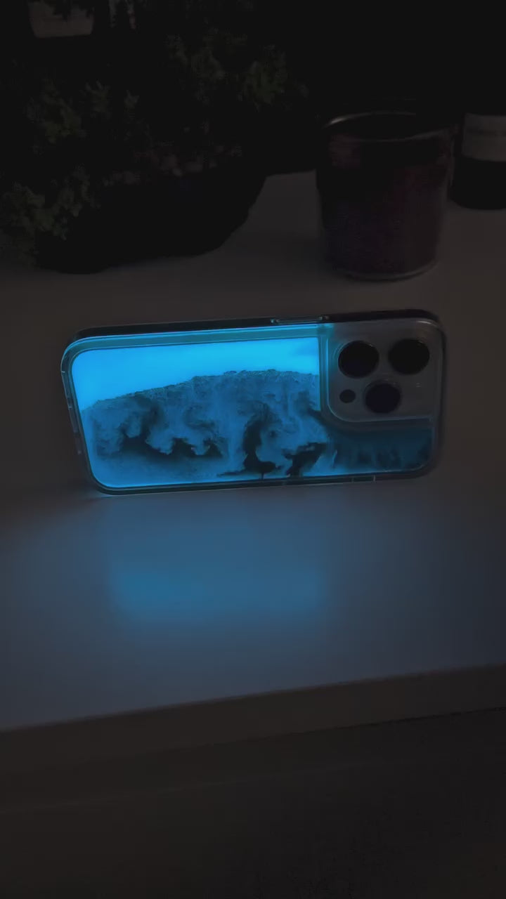 NEON LIQUID SAND CASE - GLOW IN DARK BLUE WATERFALL
