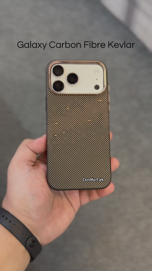 Galaxy Carbon Fibre With MagSafe LUXO 17 Series