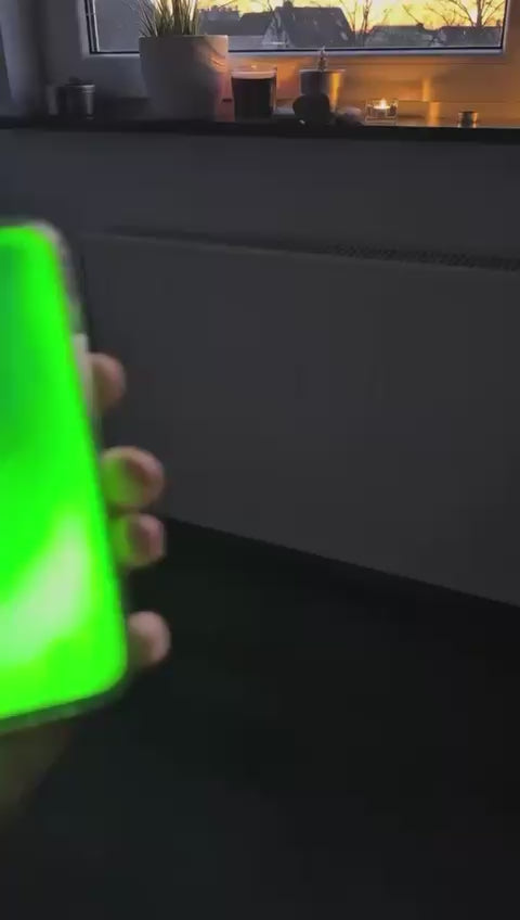 Green NEON LIQUID SAND CASE - GLOW GREEN WATERFALL