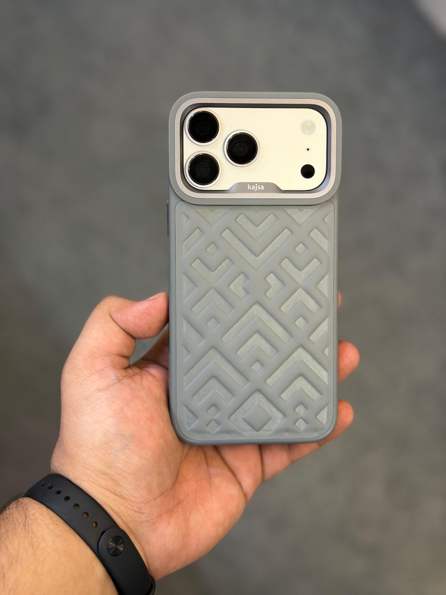 Kajsa Premium Leather Range 17 Pro Max